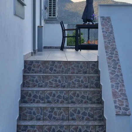 Holiday home Vrisi House Kyparission