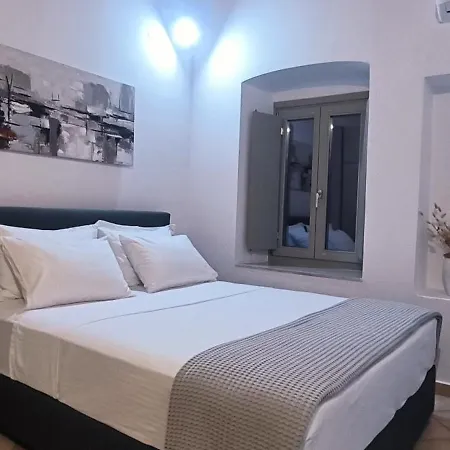 Vrisi House